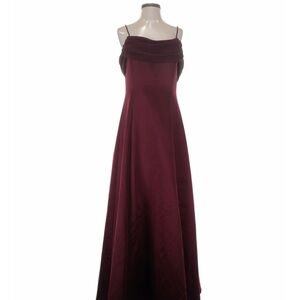 David’s Bridal Wine Satin Formal Dress Size 14|Burgundy Wedding Guest Bridesmaid